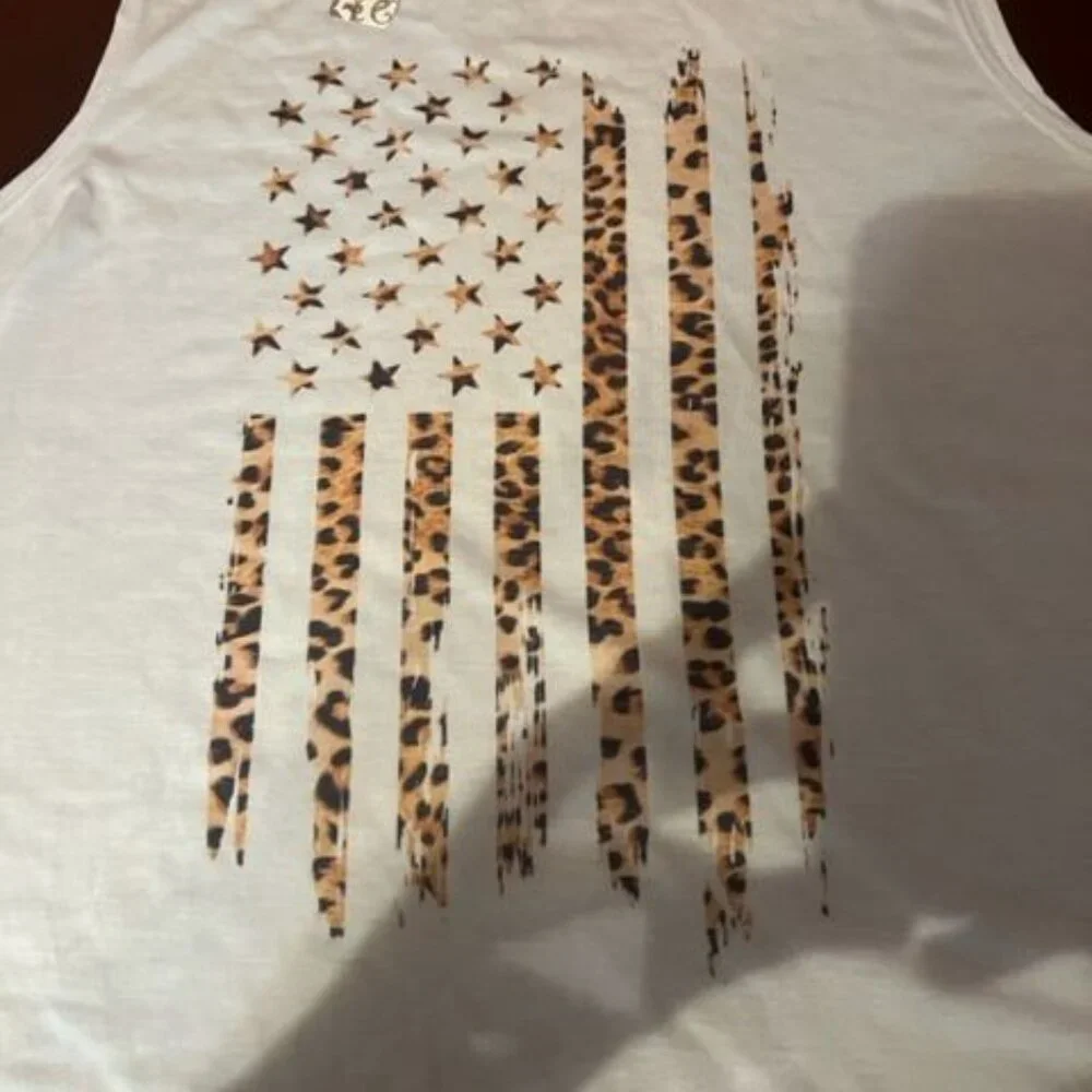 Phil Love Womens Sleeveless Leopard‎ American Fla gwhite Tank Top - Medium